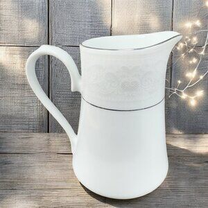 Crown Ming THE REGENT COLLECTION Porcelain Small Pitcher Jug Creamer Yung Shen